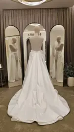 Trenă detașabilă ivory din tafta elastică cu aplicații florale 3D – 1,7 m