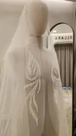 Voal de mireasă lung ivory din tiul fin și dantelă brodată, tip spaniol – 2,5 m - imagine 3