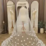 Voal de mireasă lung ivory cu flori 3D cusute manual - 2,5 m