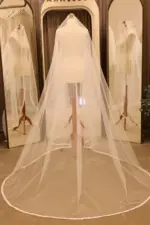 Voal de mireasă lung ivory cu bordură din mărgele tubulare – 2,5 m